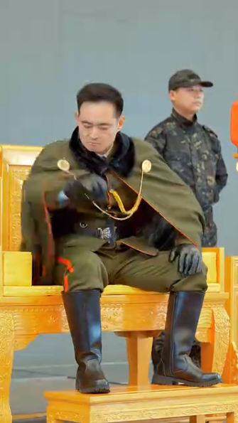 秦始皇与阿房女