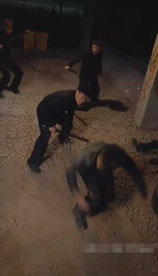 神探夏洛克与女儿第一季